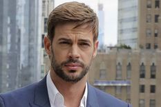 William Levy envió dos enigmáticos mensajes el viernes de madrugada a través de sus redes sociales.