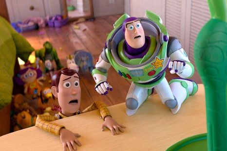 En "Toy Story 5", que se estrena a finales de este mes, los juguetes se ven amenazados por la llegada de una nueva tableta. En "Toy Story 5", que se estrena a finales de este mes, los juguetes se ven amenazados por la llegada de una nueva tableta.