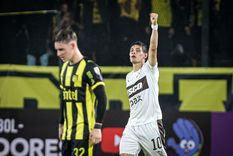 Platense hizo historia en el Campeón del Siglo frente a Peñarol.