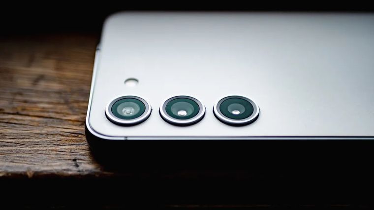 Una GPU más potente mejoraría el rendimiento de los teléfonos Samsung en la gama media. Una GPU más potente mejoraría el rendimiento de los teléfonos Samsung en la gama media.