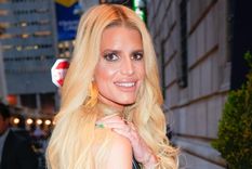 Jessica Simpson fue duramente criticada por el vestuario que llevó su pequeña hija de 11 años.