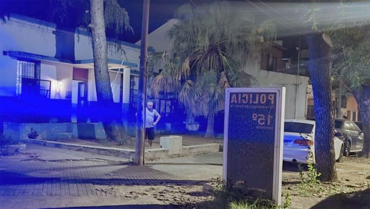 La comisaría atacada Foto: @MauroYasprizza