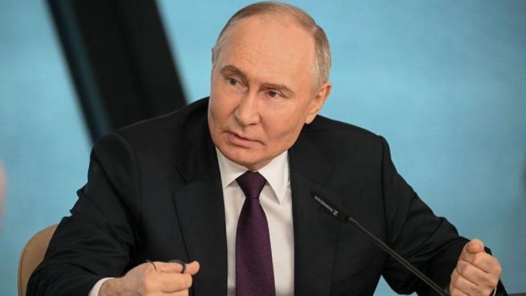 El presidente ruso Vladimir Putin en el Foro Económico Internacional de San Petersburgo. Foto: GETTY IMAGES