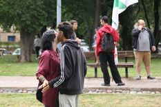 Argentina tiene uno de los guarismos más bajos de la región de nini, jóvenes entre 15 y 24 años que no estudian ni trabajan (ninis), pero así y todo involucra al 15% de la población en ese rango etario.&nbsp;