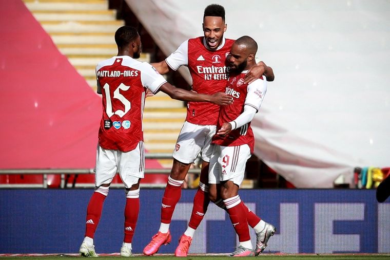 Arsenal festejó en Wembley. Foto: EFE