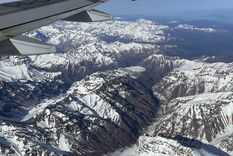 La imponente Cordillera de los Andes, protagonista de las rutas aéreas más turbulentas del mundo. Foto: ALF PONCE MERCADO / MDZ
