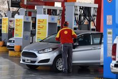 Nuevo aumento de las estaciones de servicio Foto: ALF PONCE MERCADO / MDZ