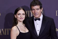 Stella, unica hija de Antonio Banderas presentó a su nuevo amor.