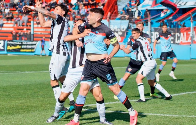 Brown - Gimnasia de Mendoza El equipo mendocino juega en Adrogué. Foto: Prensa Brown de Adrogué