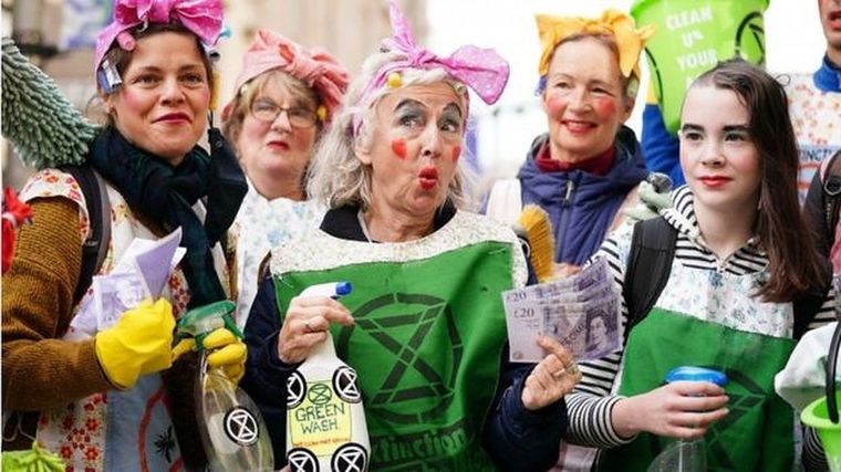 Foto: PA MEDIA. ¿Qué deben tener en cuenta los consumidores para detectar el lavado verde?