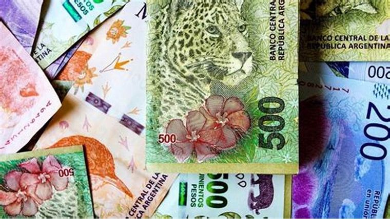 El aguinaldo de diciembre llegará a los bolsillos de los trabajadores en relación de dependencia en paralelo al cambio de Gobierno. Foto: MDZ