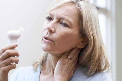 En la menopausia las mujeres experimentan cambios hormonales Foto: Shutterstock