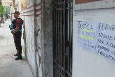 Segúna una vecina, el jubilado advirtió que querían entrar a su casa.