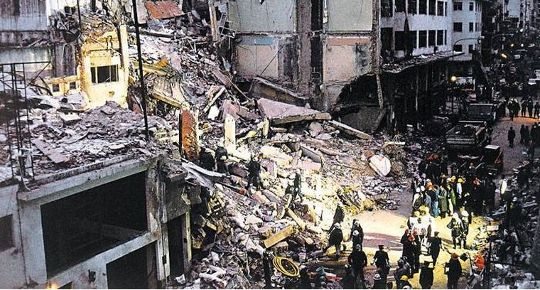 El atentado causó 85 muertes. A pesar de ciertos avances, la causa está lejos de esclarecerse