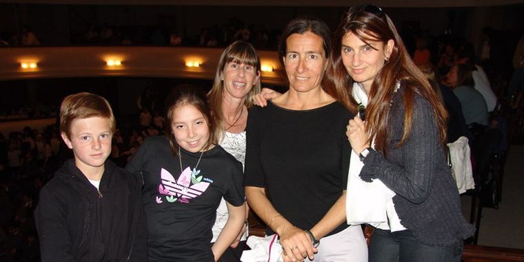 Santi Civit, Sofía Campomar, Loli Villanueva, Celia Muñoz y Laura Gutierrez. Foto: Federico Croce / MDZ