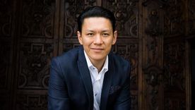 Yokoi Kenji es uno de los conferencistas y trabajadores sociales más seguidos en Colombia. Yokoi Kenji es uno de los conferencistas y trabajadores sociales más seguidos en Colombia.