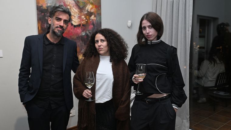 Javier Villa, Jimena Lusi y Mora Pérez Esquivel. Javier Villa, Jimena Lusi y Mora Pérez Esquivel.