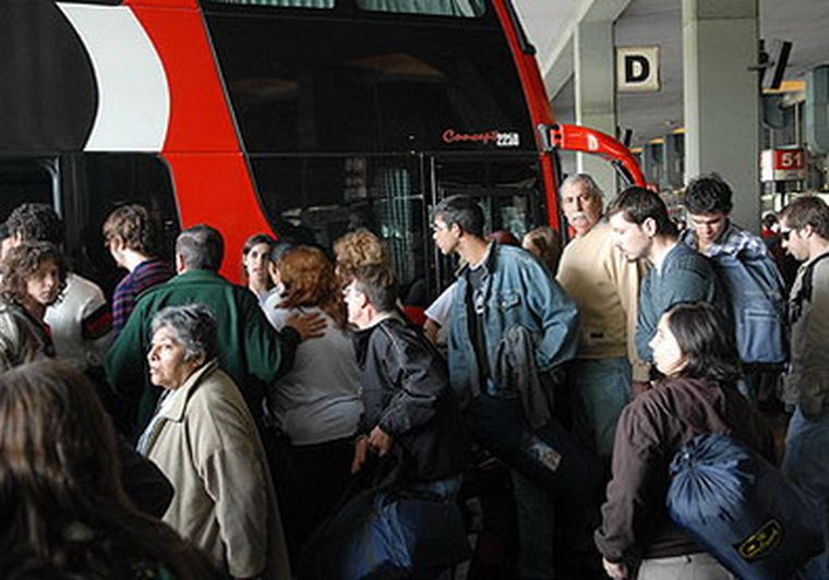 El Gobierno convocó a una nueva licitación para avanzar con la renovación de la terminal de ómnibus de Retiro.