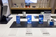 Los smartphones gama alta más accesibles en Ciudad del Este. Los smartphones gama alta más accesibles en Ciudad del Este.