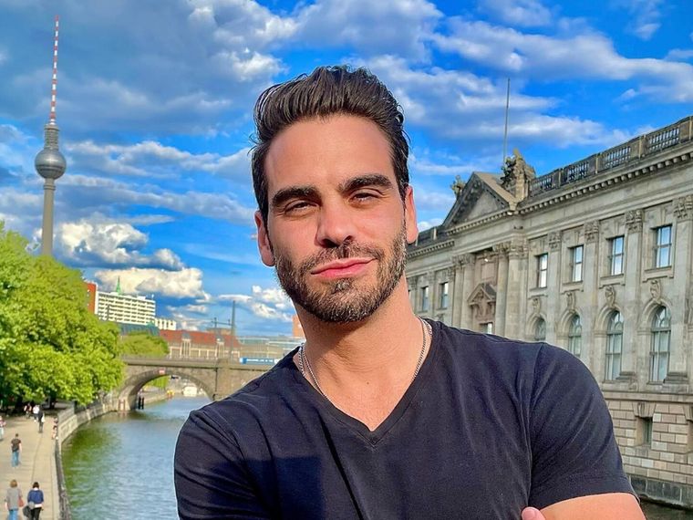 Frederik Oldenburg habló sobre el supuesto embarazo de su novia Carmen Villalobos.