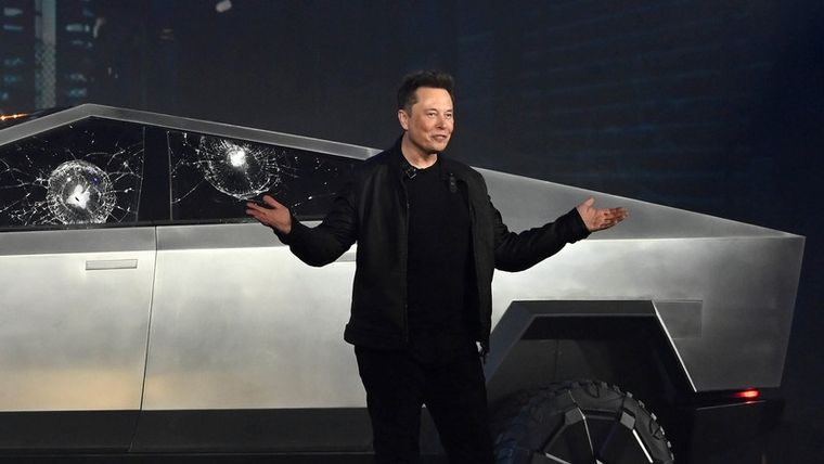 Elon Musk presenta la Cybertruck en Hawthorne, California, EE.UU., el 21 de noviembre de 2019.