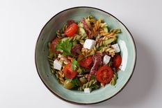 Ensalada de alcachofa y pasta Una receta simple y deliciosa para ahcer en pocos minutos Foto: Shutterstock Ensalada de alcachofa y pasta Una receta simple y deliciosa para ahcer en pocos minutos Foto: Shutterstock