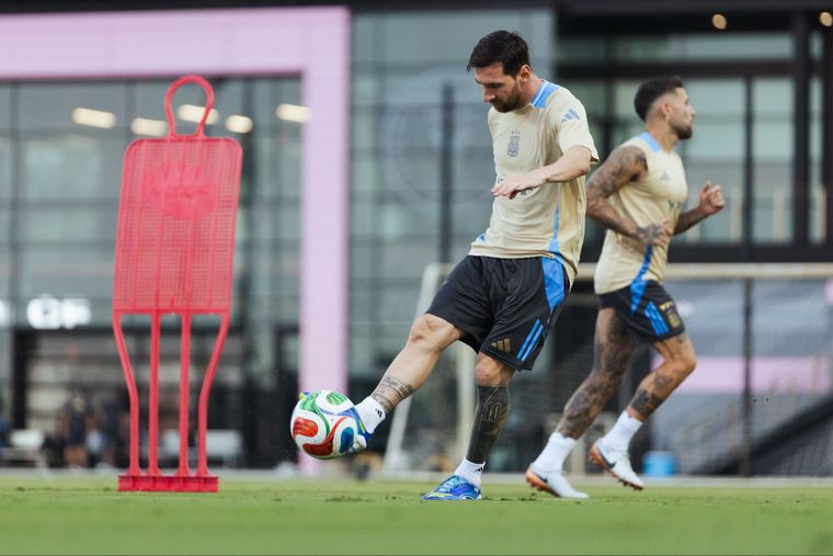 Tras su doblete ante Atlanta United, Leo Messi se reintegró a la Selección argentina para duelo contra Puerto Rico.