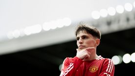 Garnacho convirtió un golazo en la derrota del Manchester United. Foto: @ManUtd Garnacho convirtió un golazo en la derrota del Manchester United. Foto: @ManUtd
