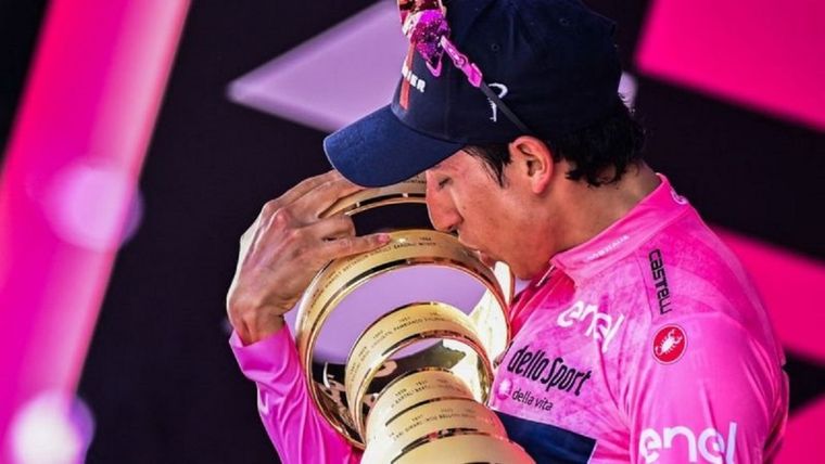 La victoria de Egan Bernal en Italia se da en un momento sensible para Colombia. Foto: GETTY IMAGES