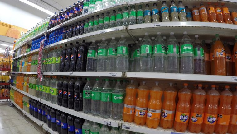 Desde CADAM aseguran que el aumento de las tasas afecta a los consumidores y a la capacidad de competir que tienen los comercios Foto: ALF PONCE MERCADO / MDZ