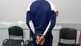 El hombre fue detenido en Maipú tras intentar escaparse de la policía. El hombre fue detenido en Maipú tras intentar escaparse de la policía.