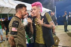 asi fue el festejo intimo de carlos tevez junto a la monada