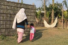 La sorprendente historia de los padres cuyos hijos fueron cambiados al nacer y se niegan a remediar el error