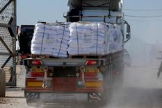 Los precios de la comida se han disparado en Gaza después del saqueo de casi 100 camiones de asistencia de la ONU este mes. Foto: REUTERS