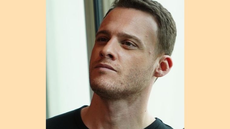 Kerem Bürsin Grado de humanidad