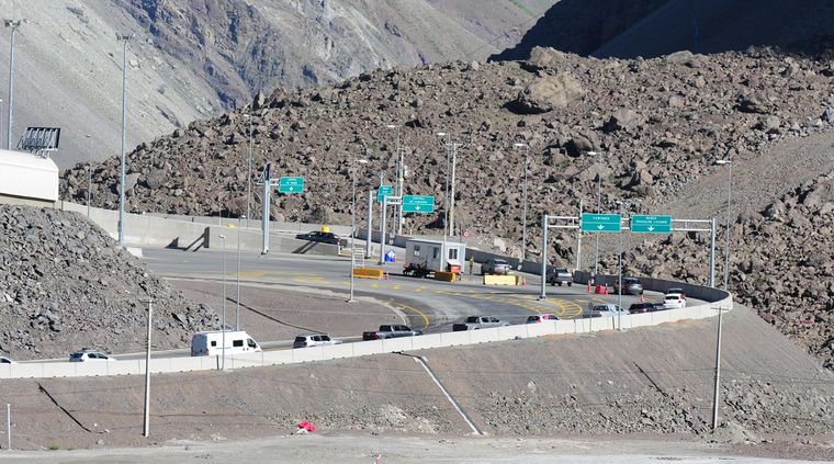 Paso Cristo Redentor. Allí se encuentra la Aduana que conecta Argentina con Chile Foto: ALF PONCE MERCADO / MDZ