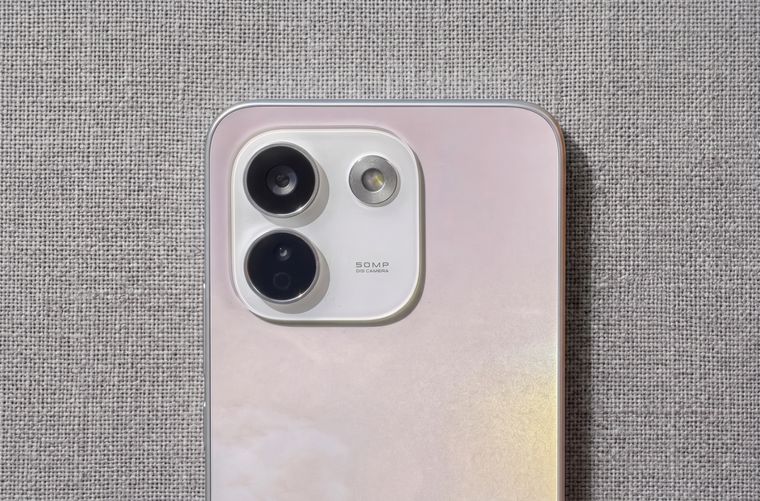 El nuevo teléfono Redmi de Xiaomi dura tres días con una sola carga. El nuevo teléfono Redmi de Xiaomi dura tres días con una sola carga.