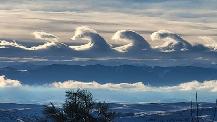 La curiosa formación de nubes que fue vista en el cielo de Wyoming. Foto: FACEBOOK/ RACHEL GORDON