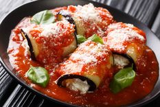 Receta de rollitos de berenjenas con ricota sin complicaciones y llenos de sabor.