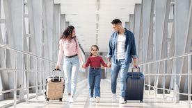 Desde el 2 de febrero, la autorización para viajar con menores al exterior será a través de la web. Desde el 2 de febrero, la autorización para viajar con menores al exterior será a través de la web.