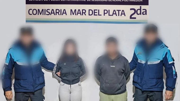 Un empleado de un hospital sustrajo cuatro unidades de prótesis mamarias valuadas en mil dólares cada una Foto: NA
