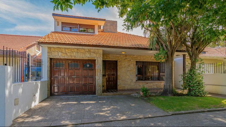 Este lunes, la casa donde había aparecido el cuadro fue allanada nuevamente. 