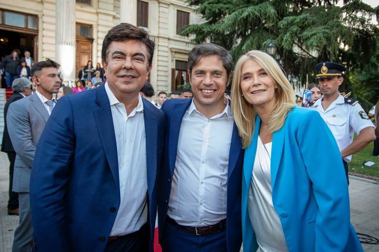 Axel Kicillof se reunió con Fernando Espinoza Foto: X @FerEspinozaOK