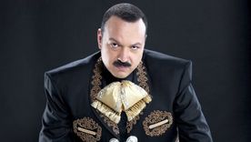 En su juventud, Pepe Aguilar tuvo su paso por el rock.