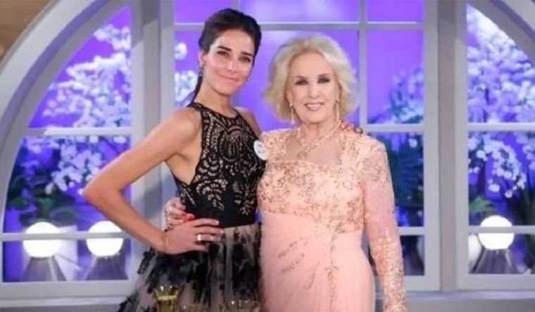 Juana Viale y Mirtha Legrand Foto: Instagram @mirthalegrand