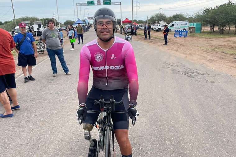 Federico Arrieta quedó segundo en la prueba contrarreloj de la categoría adaptados. Foto: Vuelta de Mendoza