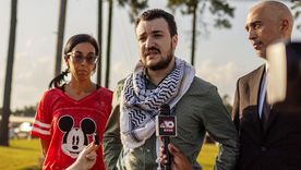 Liberan a estudiante palestino de la Universidad de Columbia tras más de 3 meses detenido