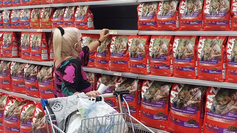 Un extranjero quedó asombrado luego de su visita a supermercados argentinos Foto: Rodrigo DAngelo / MDZ