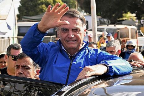 Bolsonaro está siendo investigado por presuntamente haber planeado un golpe de Estado tras perder las elecciones de 2022. Bolsonaro está siendo investigado por presuntamente haber planeado un golpe de Estado tras perder las elecciones de 2022.