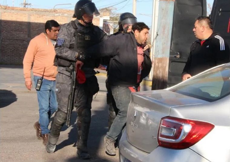 Los detenidos que perciban planes sociales pueden perderlos si la Casa Rosada responde al pedido de Uñac Foto: Diario de Cuyo